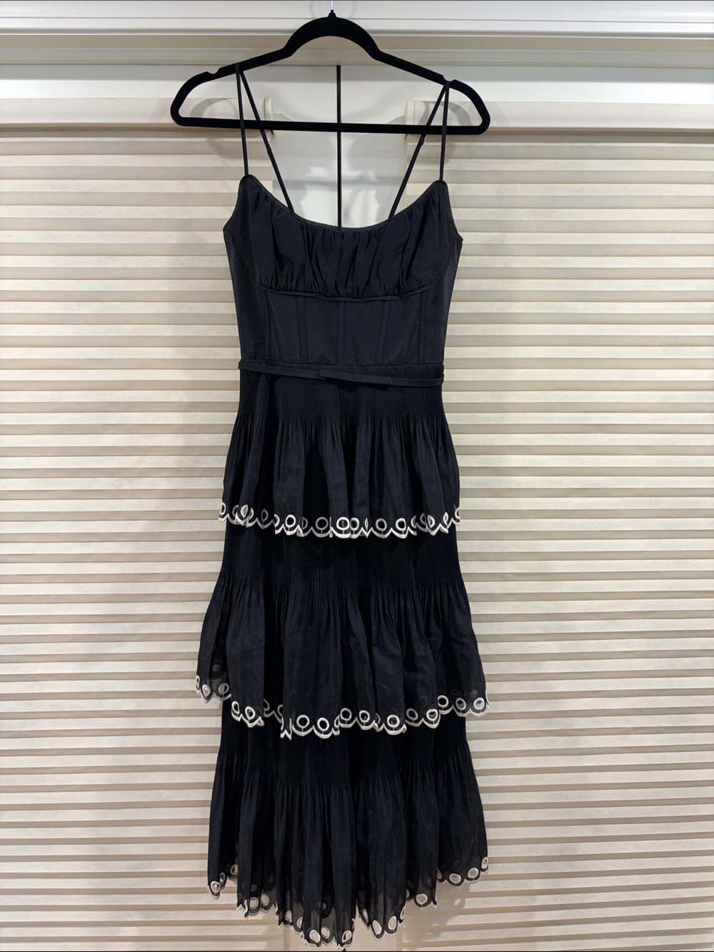 🔥CLEARANCE🔥 NWOT Zimmermann Black Tiered Spaghetti Dress, Size AU 2 = M - Picture 1 of 12